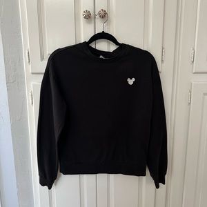 H&M Mickey crew neck sweater shirt